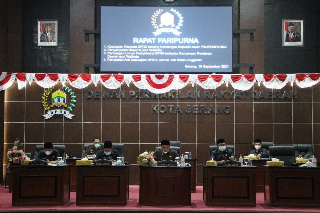 Paripurna Perda Nomor 13 Tahun 2011 Tentang Retribusi Daerah