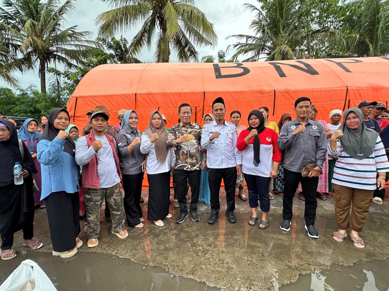 PENYALURAN BANTUAN BENCANA BANJIR BERSAMA PT KRAKATAU STEEL