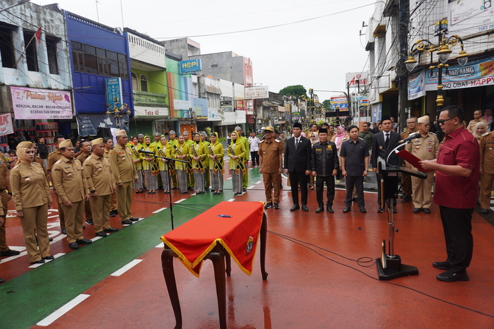 PELANTIKAN PEJABAT TINGGI PRATAMA DAN ADMINISTRATOR KOTA SERANG