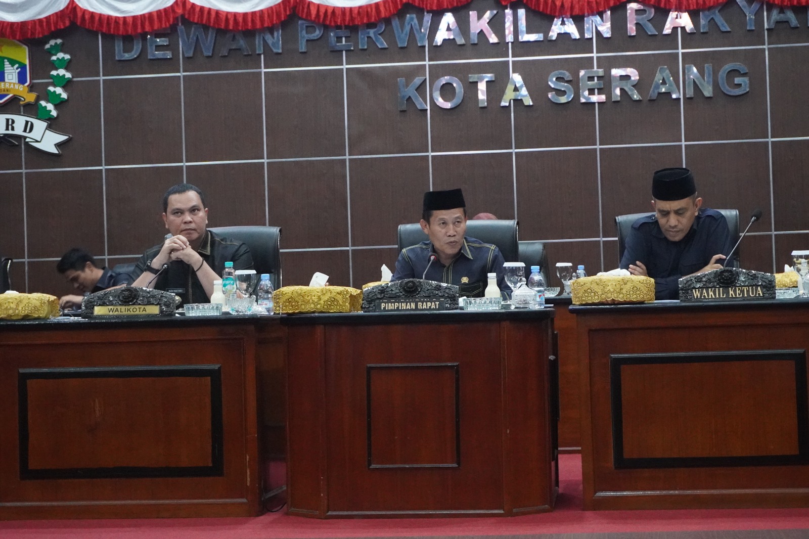 RAPAT PARIPURNA PENYAMPAIAN RAPERDA USUL DPRD